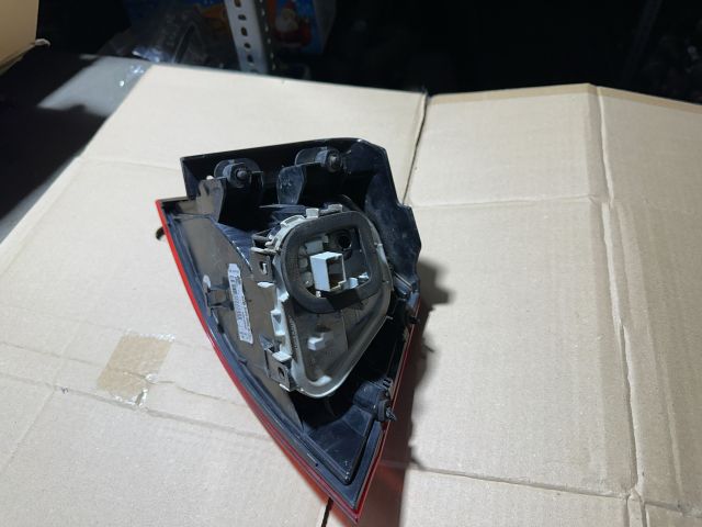 bontott VW GOLF VII Bal Hátsó Lámpa