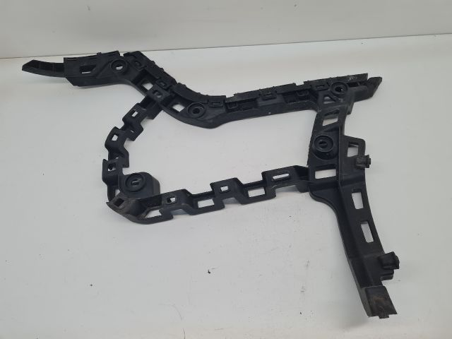 bontott VW GOLF VII Bal hátsó Lökhárító Tartó (Műanyag)