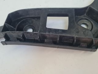 bontott VW GOLF VII Bal hátsó Lökhárító Tartó (Műanyag)