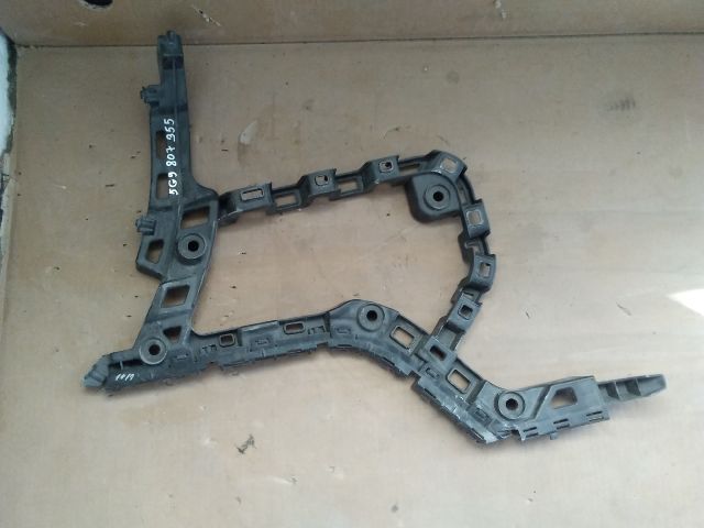 bontott VW GOLF VII Bal hátsó Lökhárító Tartó (Műanyag)