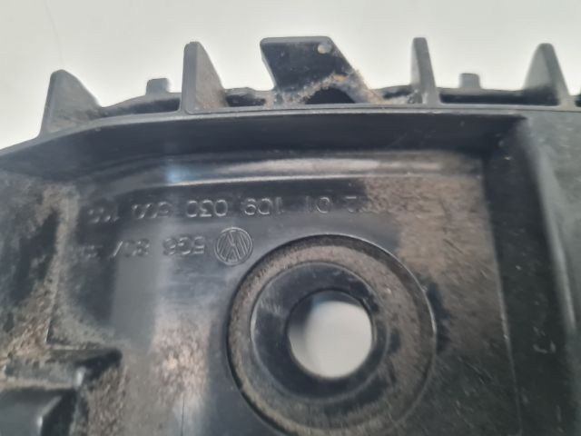 bontott VW GOLF VII Bal hátsó Lökhárító Tartó (Műanyag)