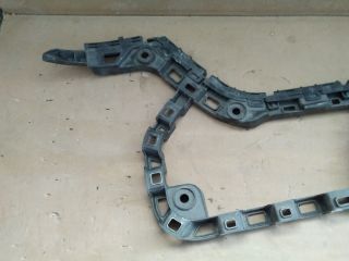 bontott VW GOLF VII Bal hátsó Lökhárító Tartó (Műanyag)