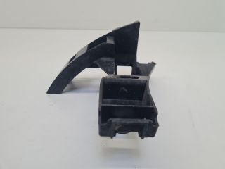 bontott VW GOLF VII Bal hátsó Lökhárító Tartó (Műanyag)