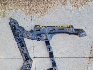 bontott VW GOLF VII Bal hátsó Lökhárító Tartó (Műanyag)