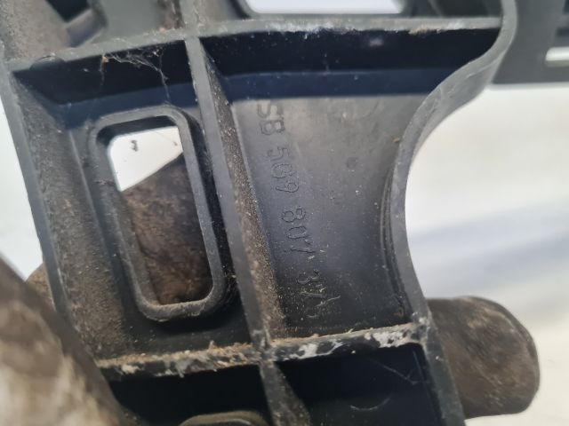 bontott VW GOLF VII Bal hátsó Lökhárító Tartó (Műanyag)