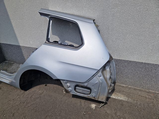 bontott VW GOLF VII Bal hátsó Negyed Karosszéria Csomag