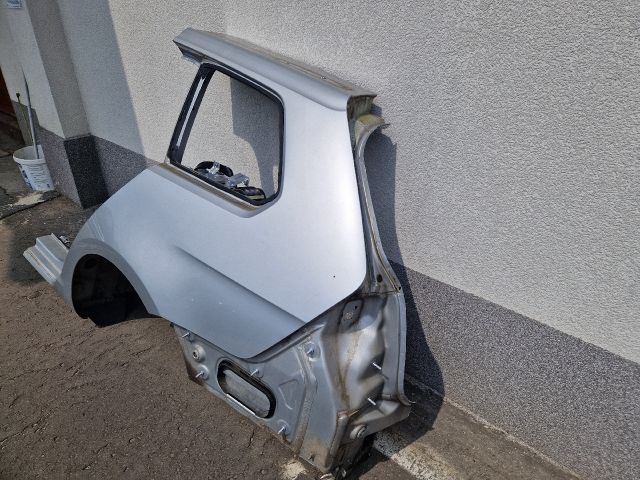 bontott VW GOLF VII Bal hátsó Negyed Karosszéria Csomag