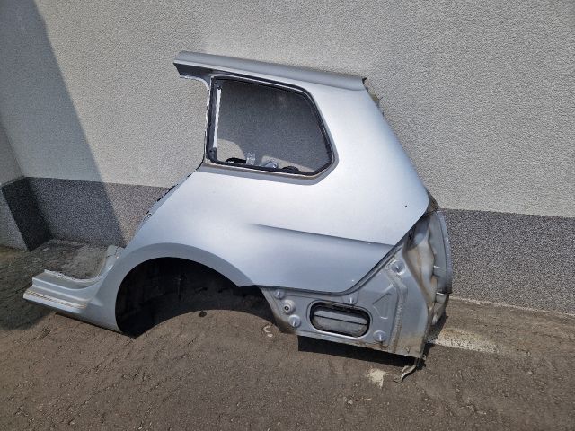 bontott VW GOLF VII Bal hátsó Negyed Karosszéria Csomag