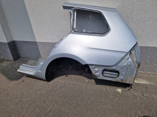 bontott VW GOLF VII Bal hátsó Negyed Karosszéria Csomag