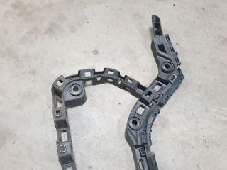 bontott VW GOLF VII Bal hátsó Oldal Lökhárító Tartó (Műanyag)