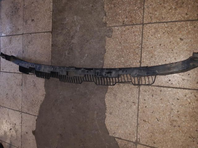 bontott VW GOLF VII Bal hátsó Oldal Lökhárító Tartó (Műanyag)