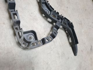 bontott VW GOLF VII Bal hátsó Oldal Lökhárító Tartó (Műanyag)