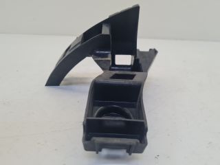 bontott VW GOLF VII Bal hátsó Oldal Lökhárító Tartó (Műanyag)