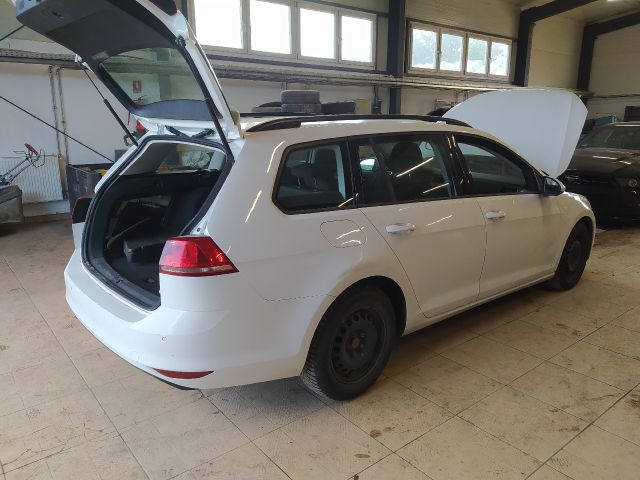 bontott VW GOLF VII Bal hátsó Oldal Lökhárító Tartó (Műanyag)