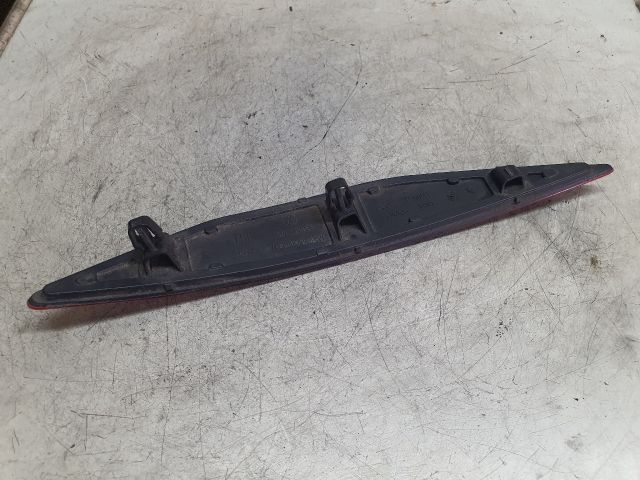 bontott VW GOLF VII Bal hátsó Prizma