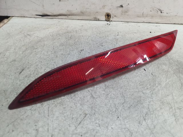 bontott VW GOLF VII Bal hátsó Prizma