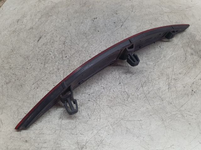 bontott VW GOLF VII Bal hátsó Prizma