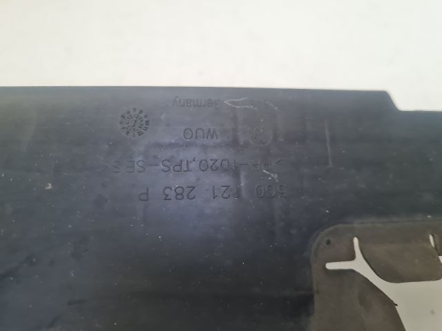 bontott VW GOLF VII Bal Hűtő Légterelő