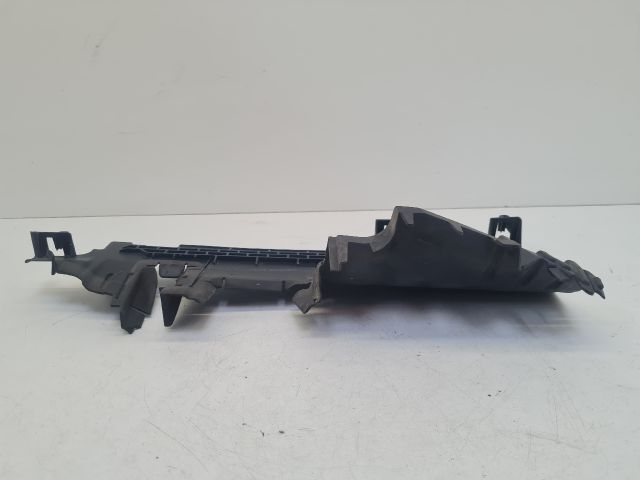 bontott VW GOLF VII Bal Hűtő Légterelő