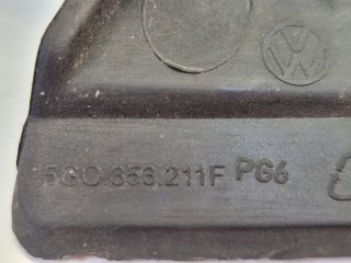 bontott VW GOLF VII Bal Ködfényszóró Lámpakeret