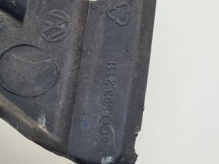 bontott VW GOLF VII Bal Ködfényszóró Lámpakeret