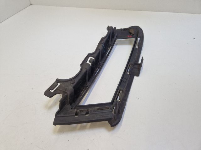 bontott VW GOLF VII Bal Ködfényszóró Lámpakeret