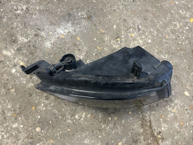 bontott VW GOLF VII Bal Ködfényszóró