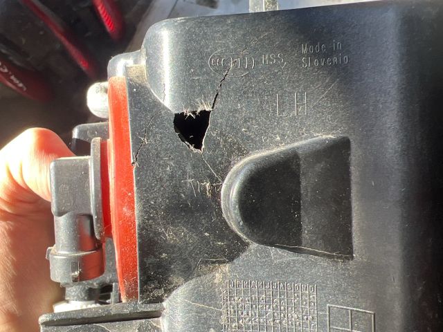 bontott VW GOLF VII Bal Ködfényszóró