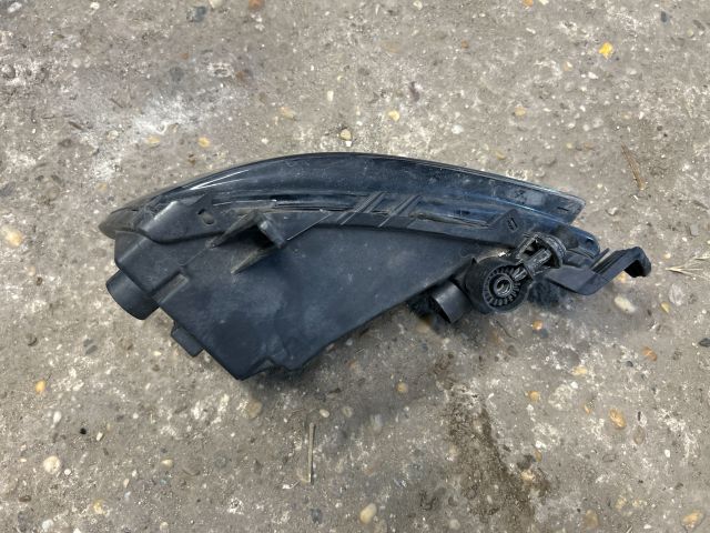 bontott VW GOLF VII Bal Ködfényszóró