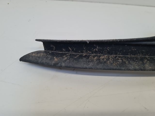 bontott VW GOLF VII Bal Ködlámpa Rács