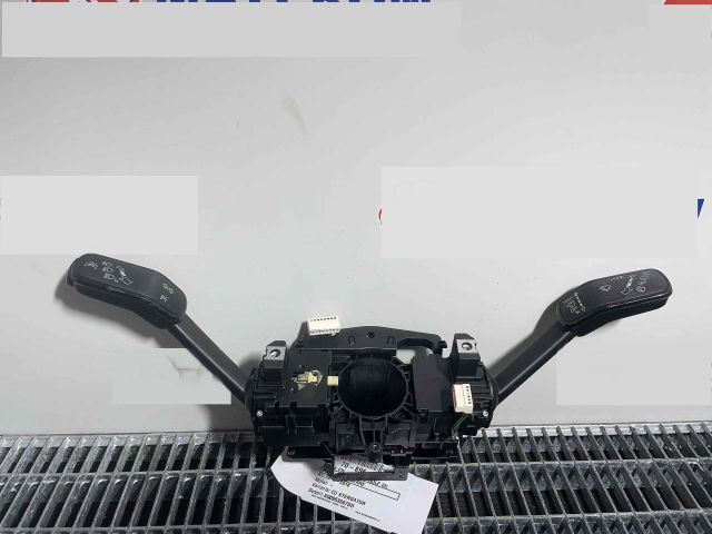 bontott VW GOLF VII Bal Kormánykapcsoló Irányjelző