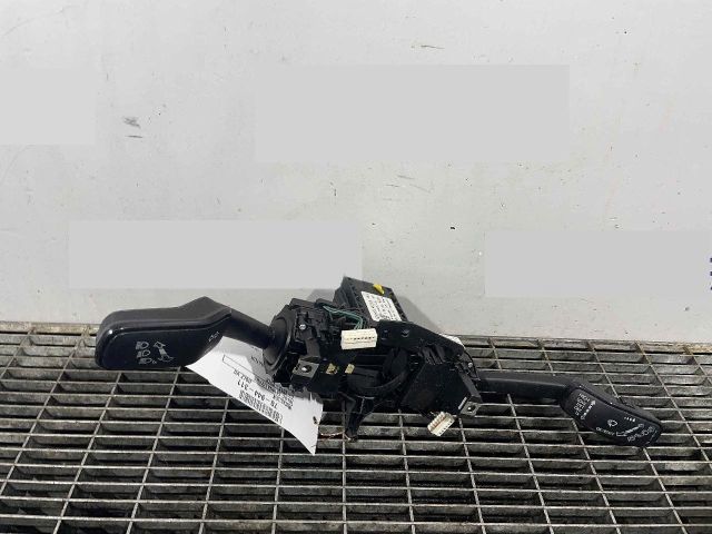 bontott VW GOLF VII Bal Kormánykapcsoló Irányjelző