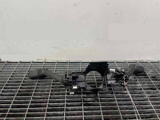 bontott VW GOLF VII Bal Kormánykapcsoló Irányjelző