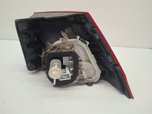 bontott VW GOLF VII Bal Külső Hátsó Lámpa