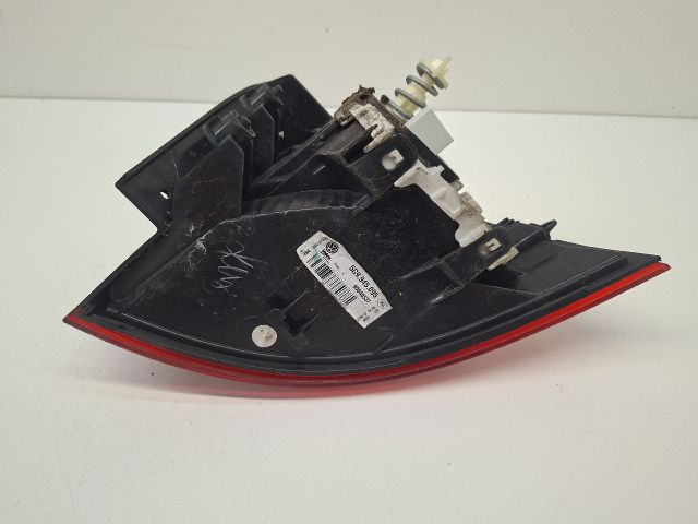 bontott VW GOLF VII Bal Külső Hátsó Lámpa