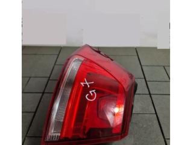 bontott VW GOLF VII Bal Külső Hátsó Lámpa