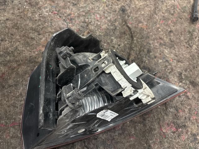 bontott VW GOLF VII Bal Külső Hátsó Lámpa