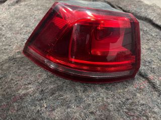 bontott VW GOLF VII Bal Külső Hátsó Lámpa