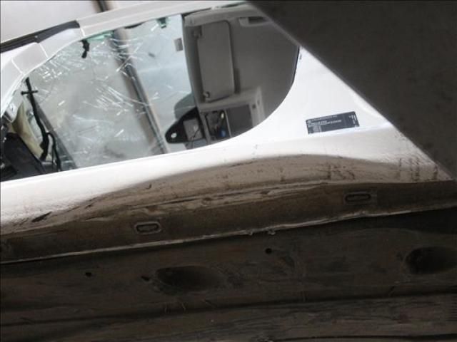 bontott VW GOLF VII Bal Küszöb