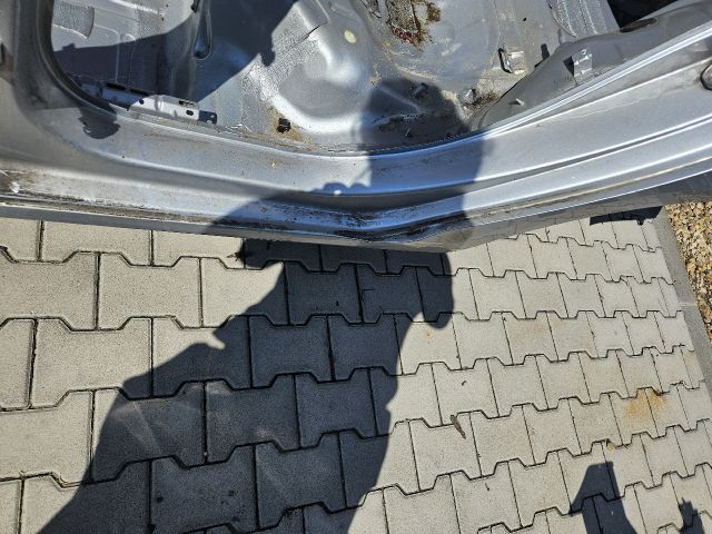 bontott VW GOLF VII Bal Küszöb