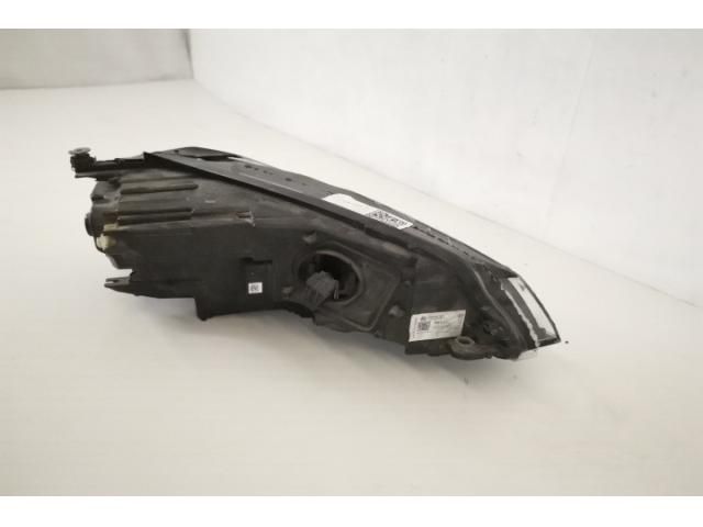bontott VW GOLF VII Bal Ledes Fényszóró