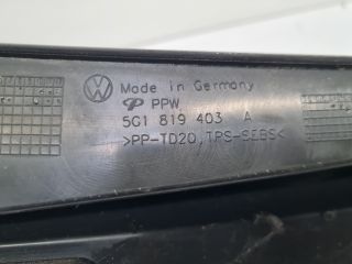 bontott VW GOLF VII Bal Levélrács Záróvég