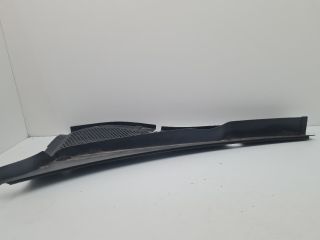 bontott VW GOLF VII Bal Levélrács Záróvég