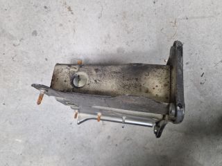 bontott VW GOLF VII Bal Lökhárító Tartó Nyúlványvég