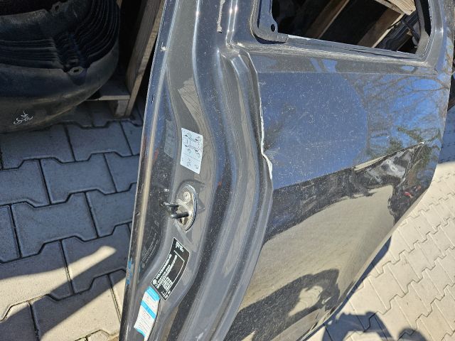 bontott VW GOLF VII Bal Oldalkeret