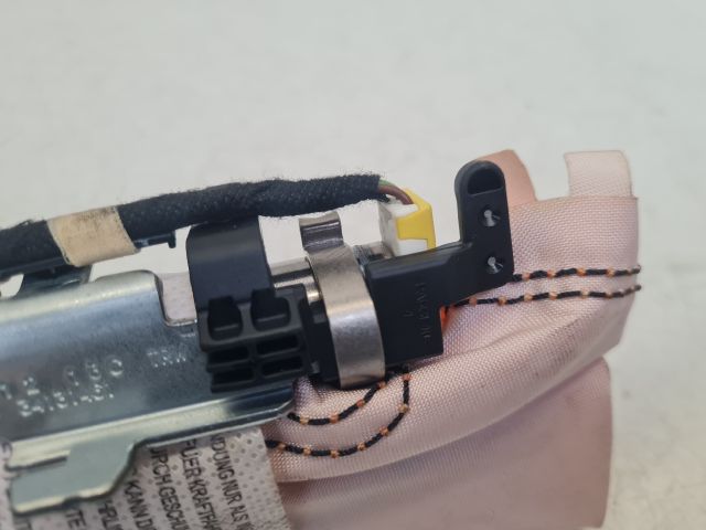 bontott VW GOLF VII Bal Oldallégzsák