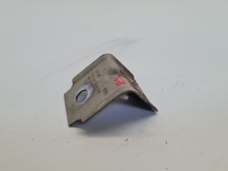 bontott VW GOLF VII Bal Sárvédő Oldaltartó