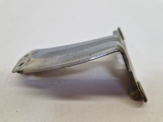 bontott VW GOLF VII Bal Sárvédő Oldaltartó