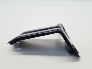 bontott VW GOLF VII Bal Sárvédő Oldaltartó