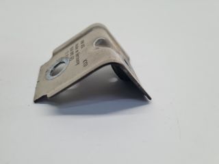 bontott VW GOLF VII Bal Sárvédő Oldaltartó